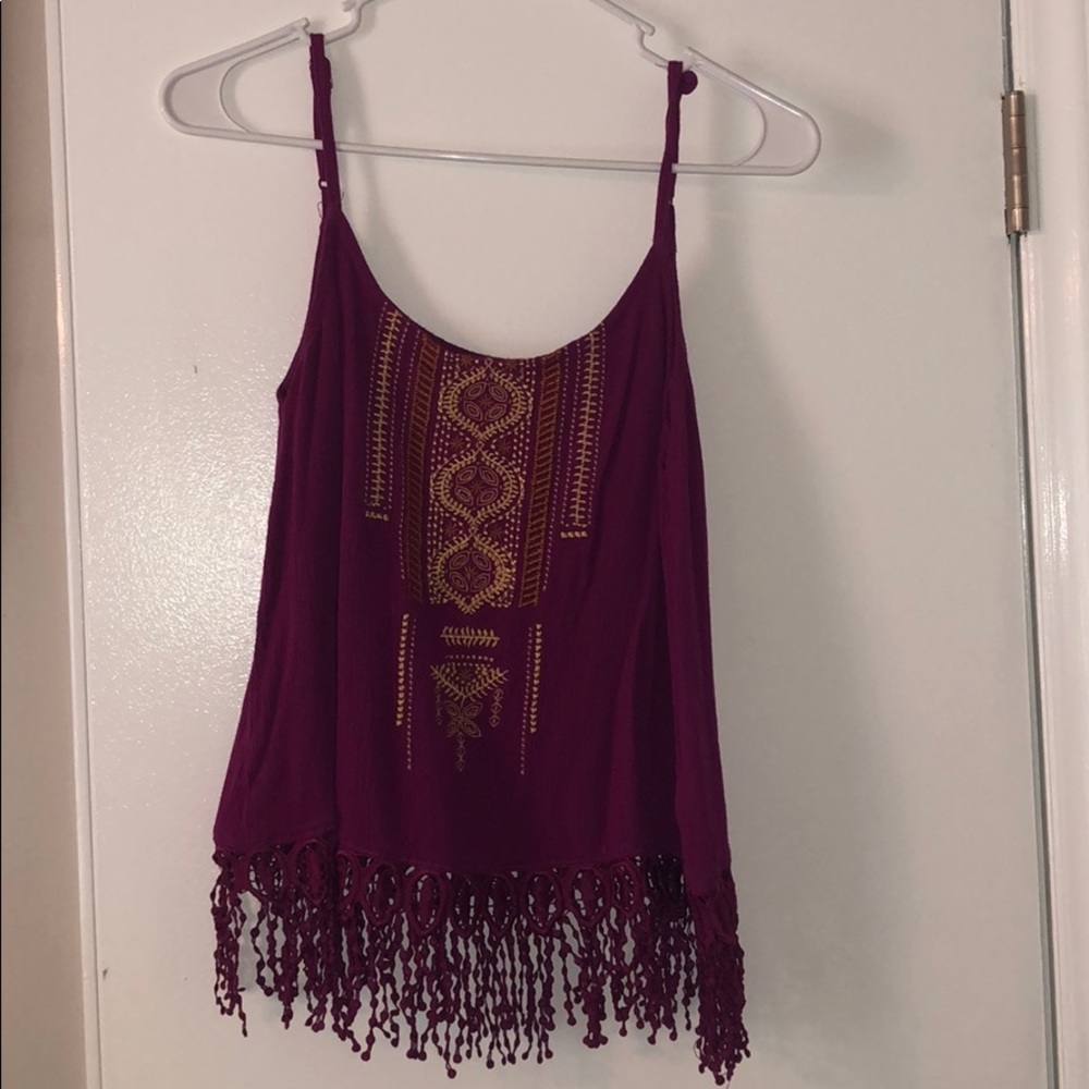 maurice’s tank top